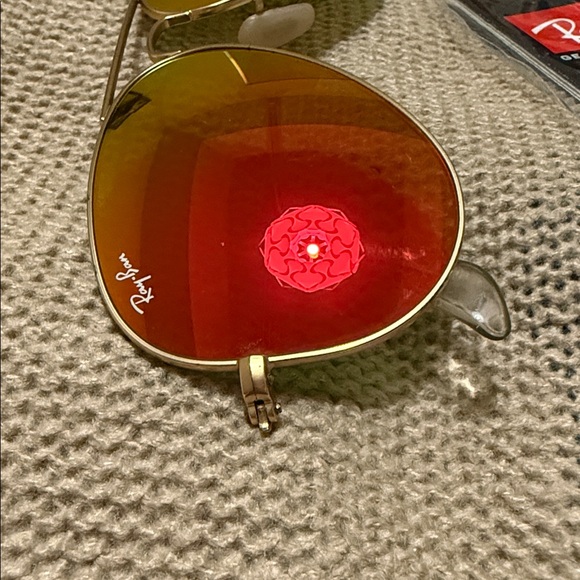Ray-Ban Red Aviator Sunglasses - Picture 3 of 4